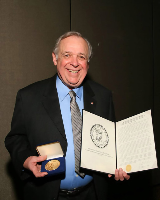 Fred S. Kleiner Honors James R. Wiseman in Loring Hall